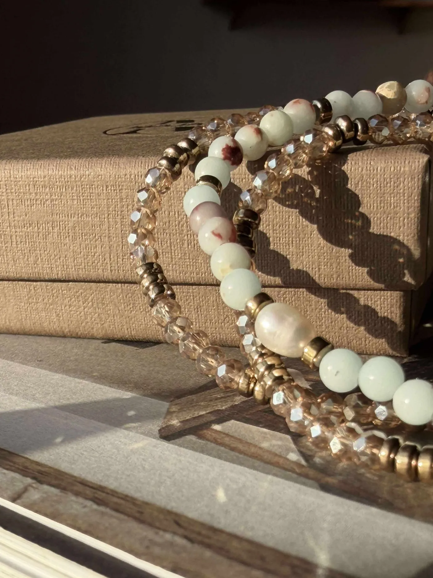 Armbånd Leah Sea Breeze/Natur – Sæt med 3 stk