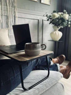 Bakkebord med holder til ipad / telefon