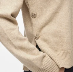 Bluse med smukke knapper - Beige