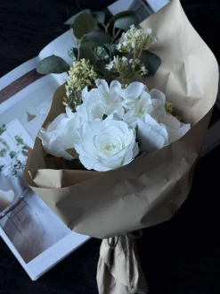 Buket med hortensia - Hvid