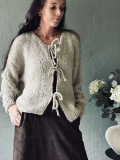 Cardigan med sløjfer - Beige