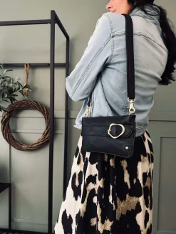 Clutch Berlin - Black leather