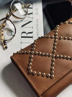 Clutch med nitter - LIMA large