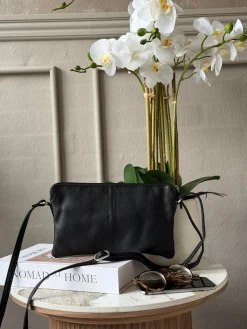 Clutch Misse - Black / Silver