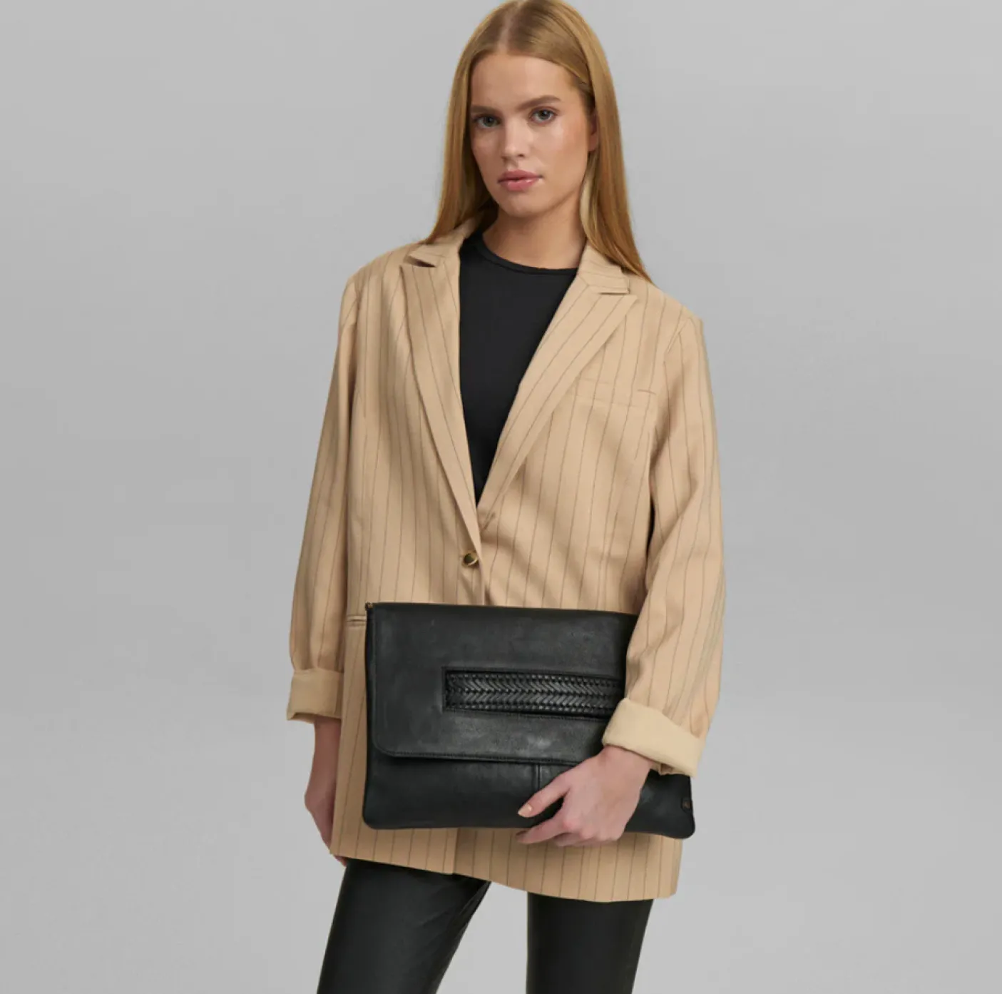 Clutch Oversize Luminino black