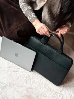 Computercover med håndtag og frontlomme