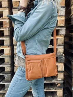 Crossover Aura Cognac