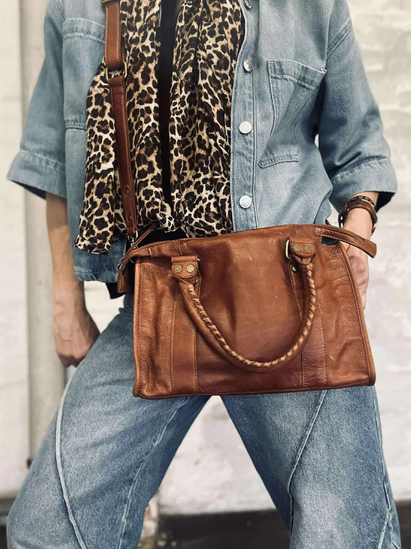 Crossover Miri Small - Walnut