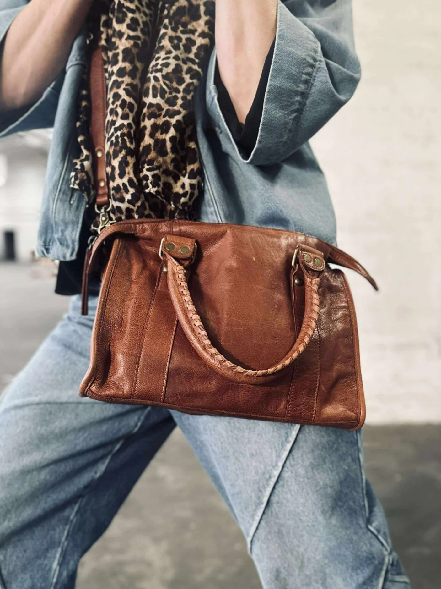 Crossover Miri Small - Walnut