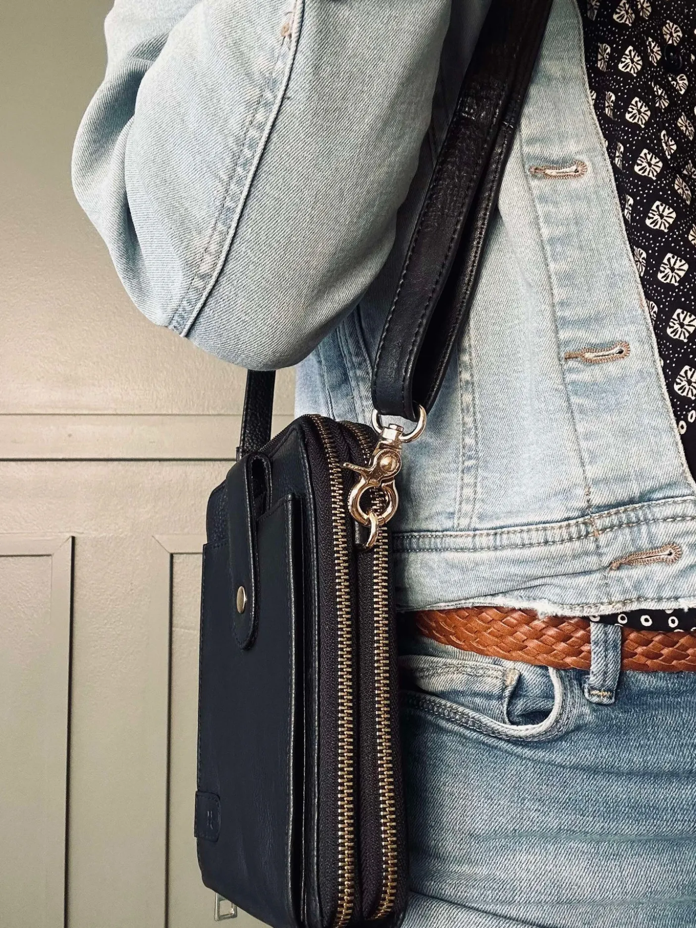 Crossover Posh - Black / Gold