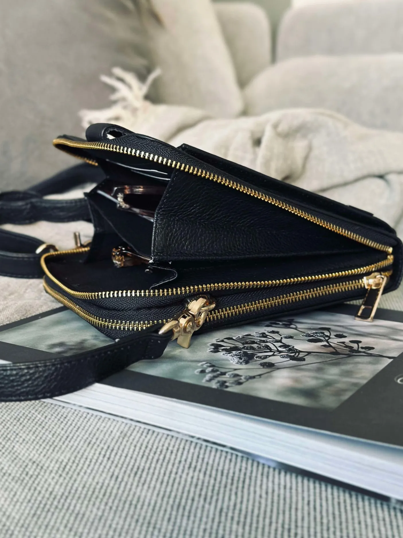 Crossover Posh - Black / Gold