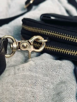 Crossover Posh - Black / Gold