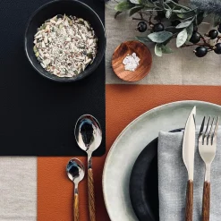 Dækkeserviet - Vendbar Cognac / Sort