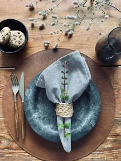 Dækkeserviet Rund – Vendbar Cognac / Sort