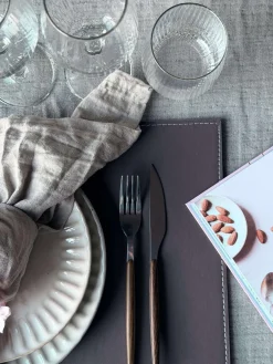 Dækkeserviet Varm grå