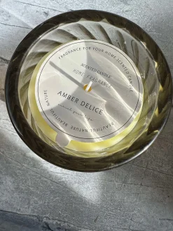 Duftlys i glas - AMBER DELICE