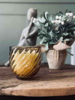 Duftlys i glas - OUD WOOD