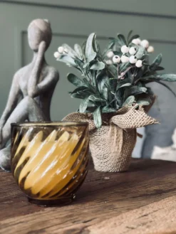 Duftlys i glas - OUD WOOD