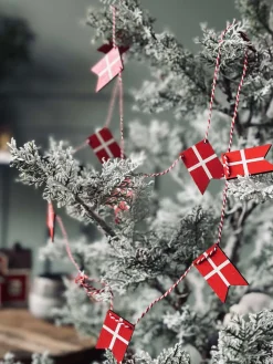 Flagguirlande i træ - 10 flag