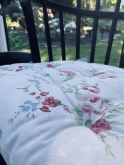 Futon hynde – Flora 40×40