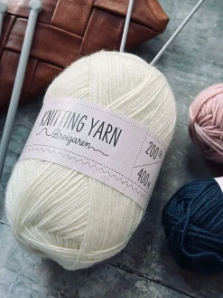 Garn Akryl 200 gram - Creme