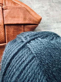 Garn Akryl 200 gram - Navy