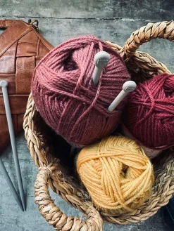 Garn Akryl 200 gram - Oldrose