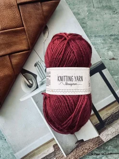 Garn Polyester 50 gram - Rød