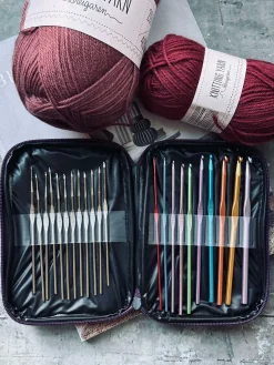 Garn Polyester 50 gram - Rød