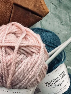 Garn Polyester 50 gram - Rosa