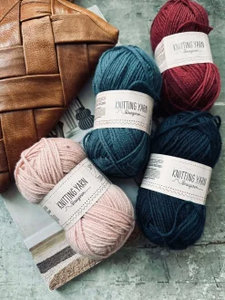 Garn Polyester 50 gram - Rosa