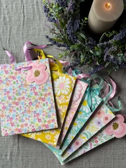 Gavepose small - Color Mix 1 stk.