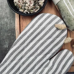 Grillhandske i quilt - Grå strib