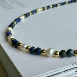 Halskæde Lilja - med ægte ferskvandsperler