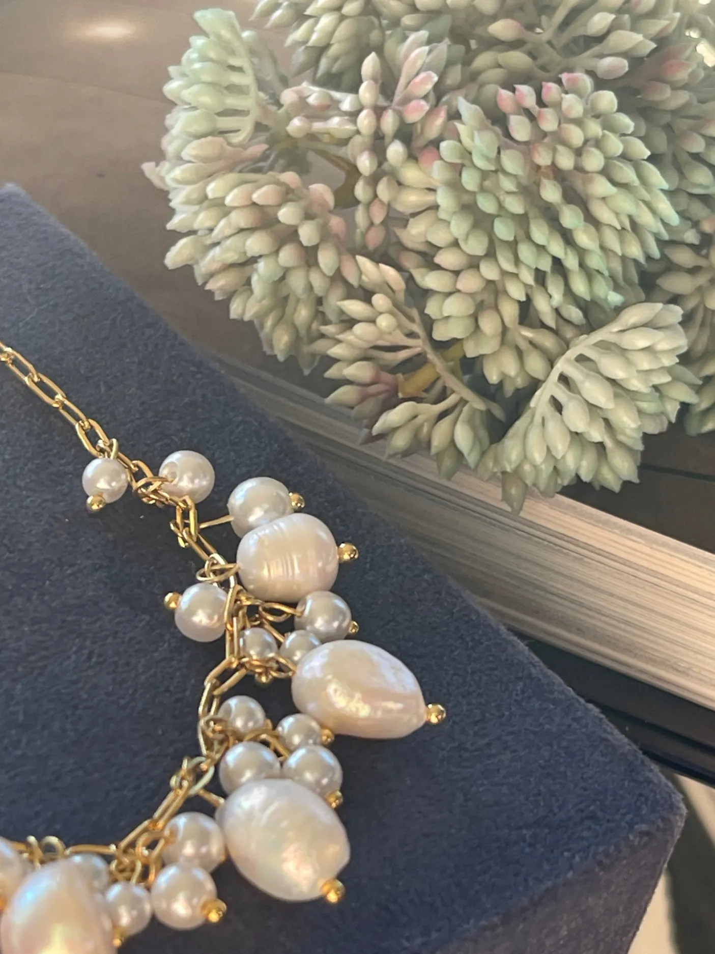 Halskæde Cille - med perlemix