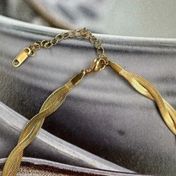 Halskæde Faith 18k forgyldt – Vandfast