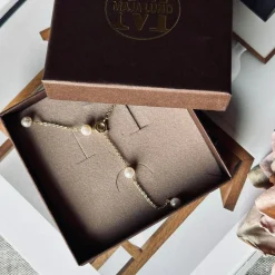 Halskæde Gry - med ferskvandsperler