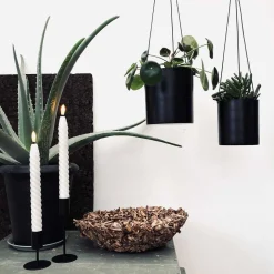 Hængepotte – Sort metal