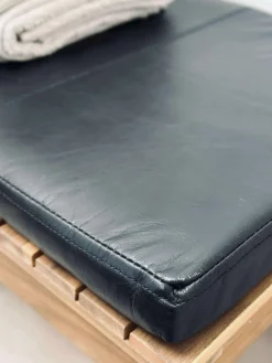 Hynde i læder Tokyo - 88 cm Sort