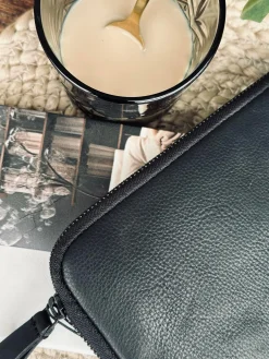 Ipad sleeve - Black / Black