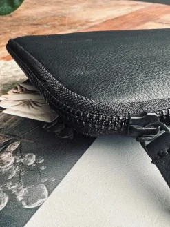 Ipad sleeve - Black / Black