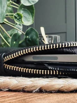 Ipad sleeve - Black / Gold