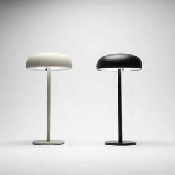 Isolde LED touch bordlampe. Sort/Beige