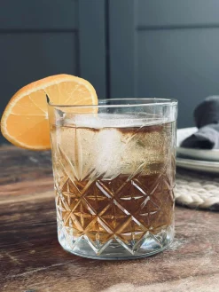 Isterninger - 4 CUBES