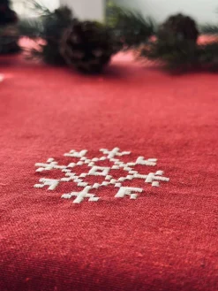 Juledug Rød JUL med broderi - Flere størrelser