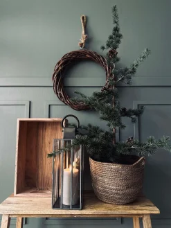 Kasse i massiv akacia