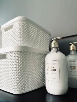 Kasse med låg - Medium VILA WHITE