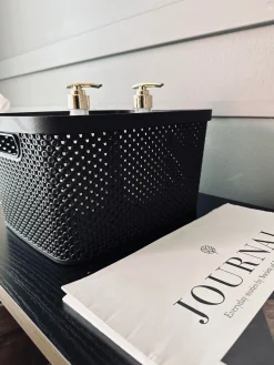 Kasse med låg - Medium VILA BLACK