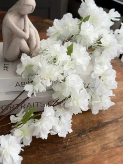 Kirsebærgren med lys - Hvid