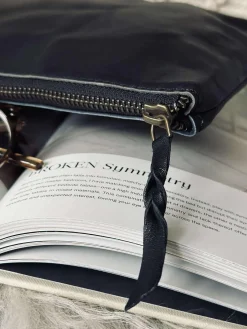 Kosmetikpung / Clutch - Black leather